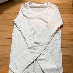 Lululemon Swiftly Tech Long-Sleeve Shirt 2.0 Hip Length